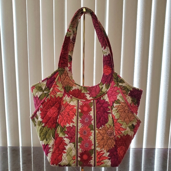 Vera Bradley Hello Dahlia Collection - Picture 4 of 11